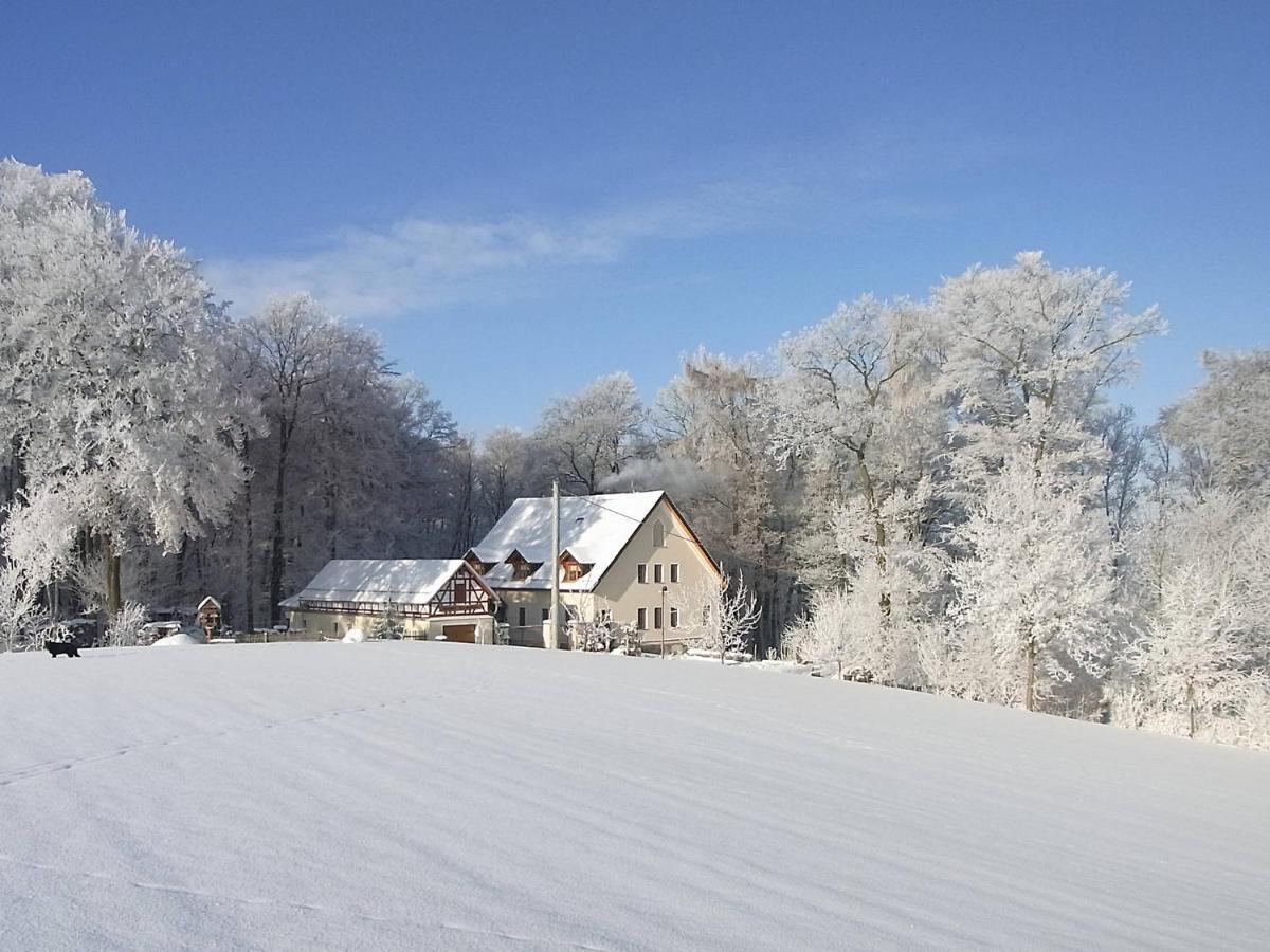 Ferienhof "Alte Foersterei" Knau Екстер'єр фото
